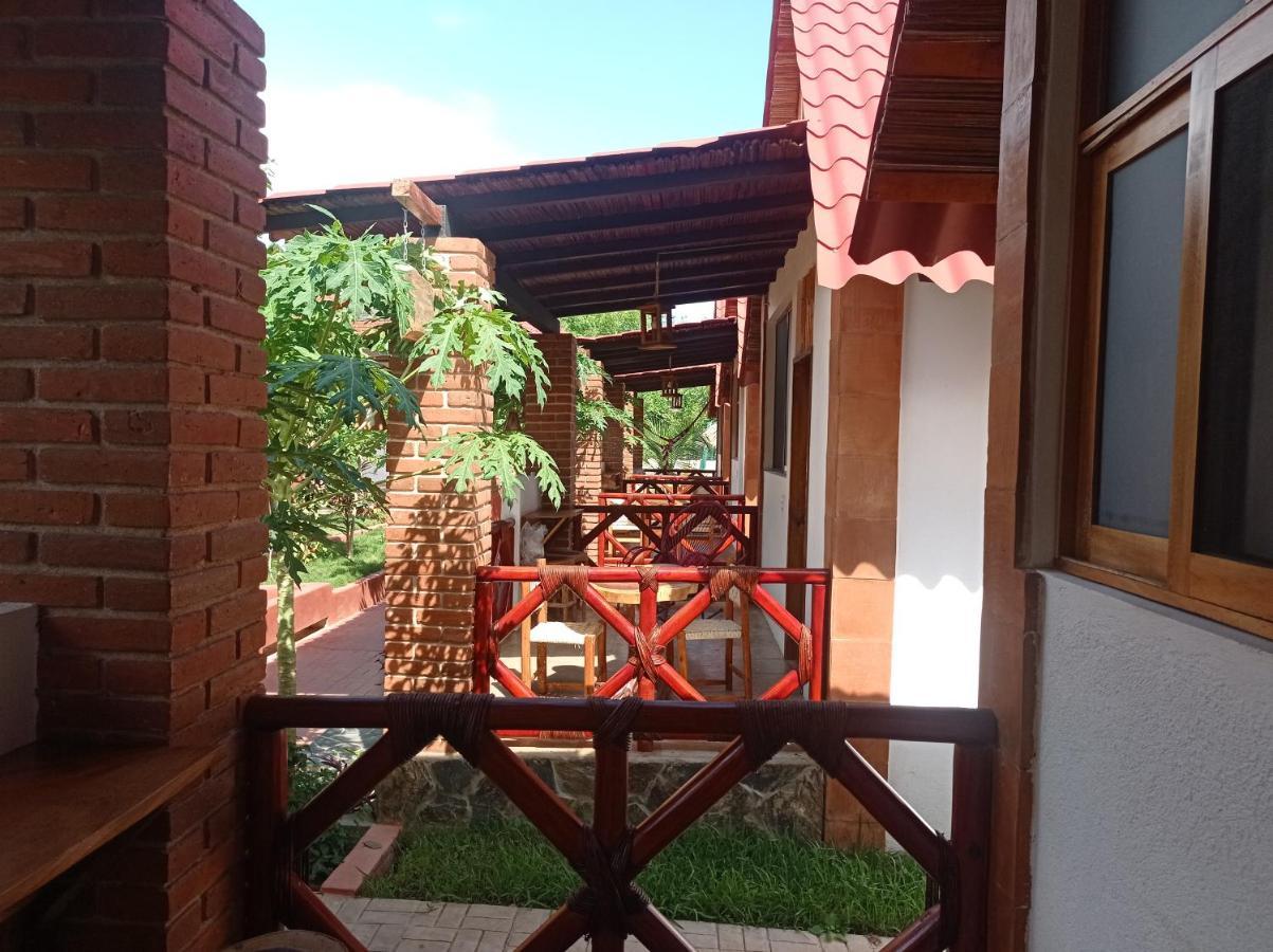 Bungalows Y Cabanas, Las Barracas De La Barra Малукано Экстерьер фото